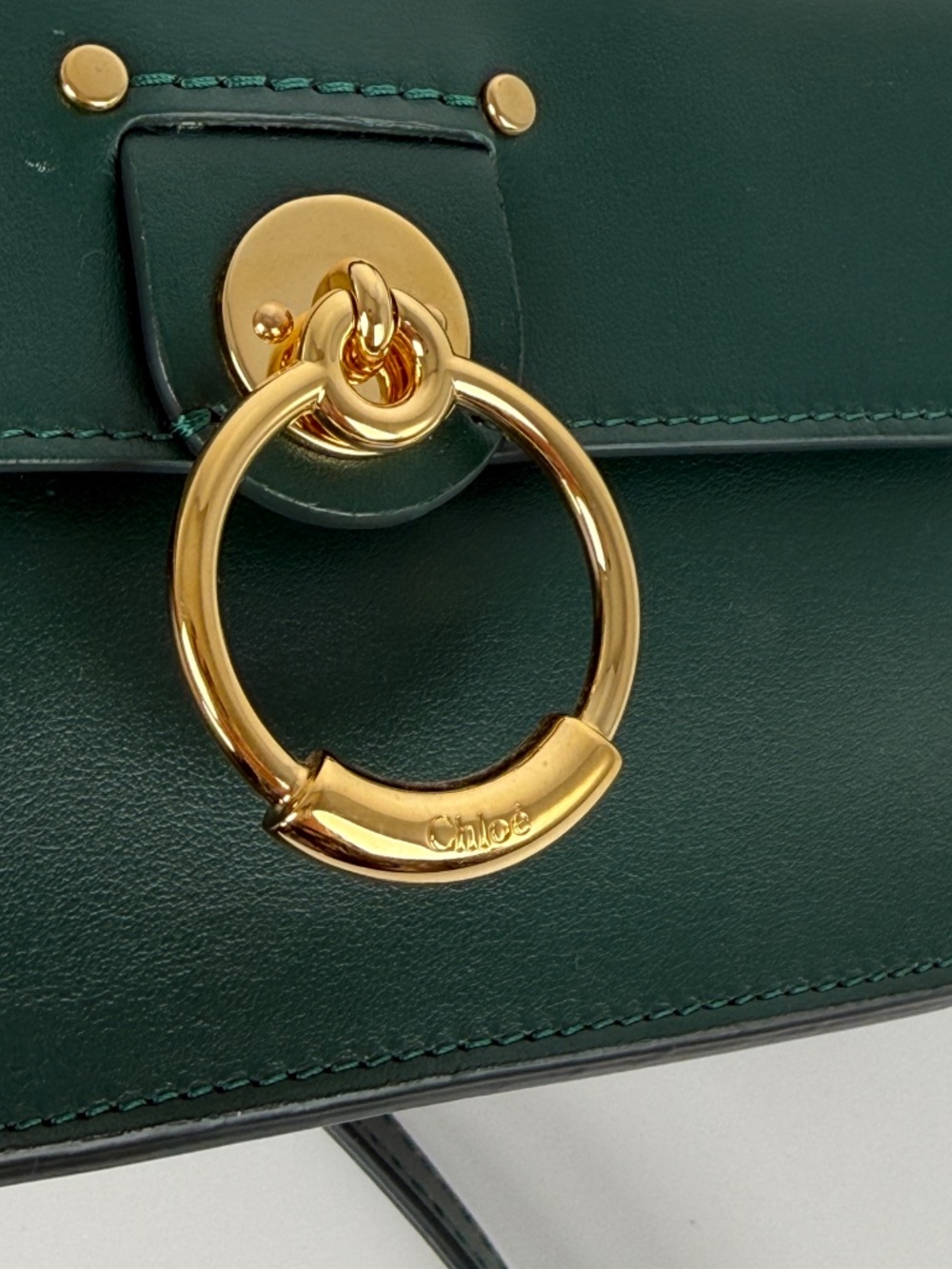 Chloe Tess Chain Green Leather Chain Crossbody Bag - Picture 13 of 16